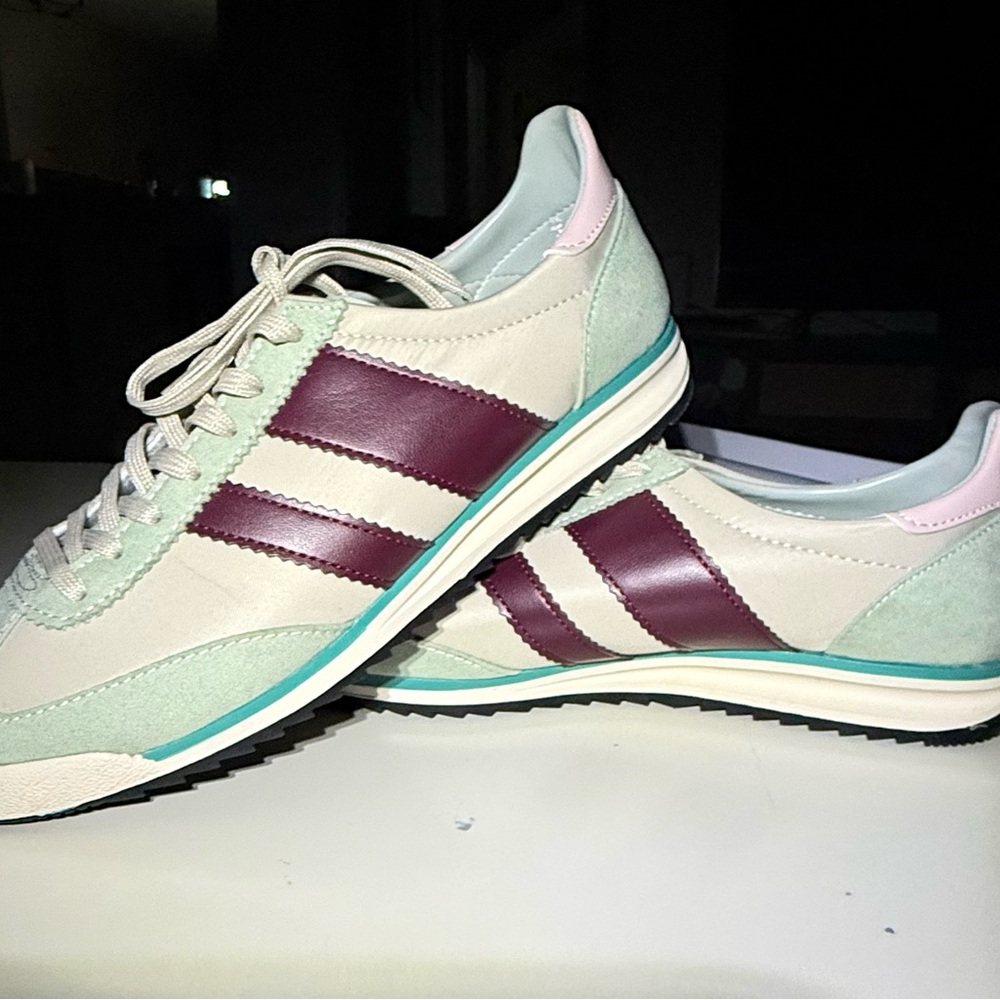 Madden Girl Cream and Burgundy Sneakers